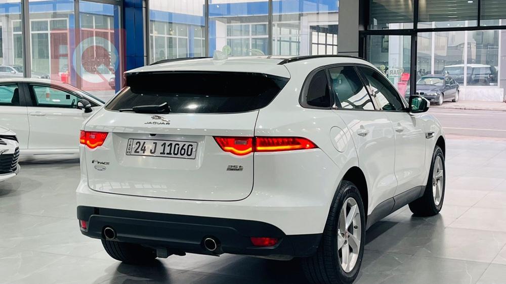 جاگوار F-Pace